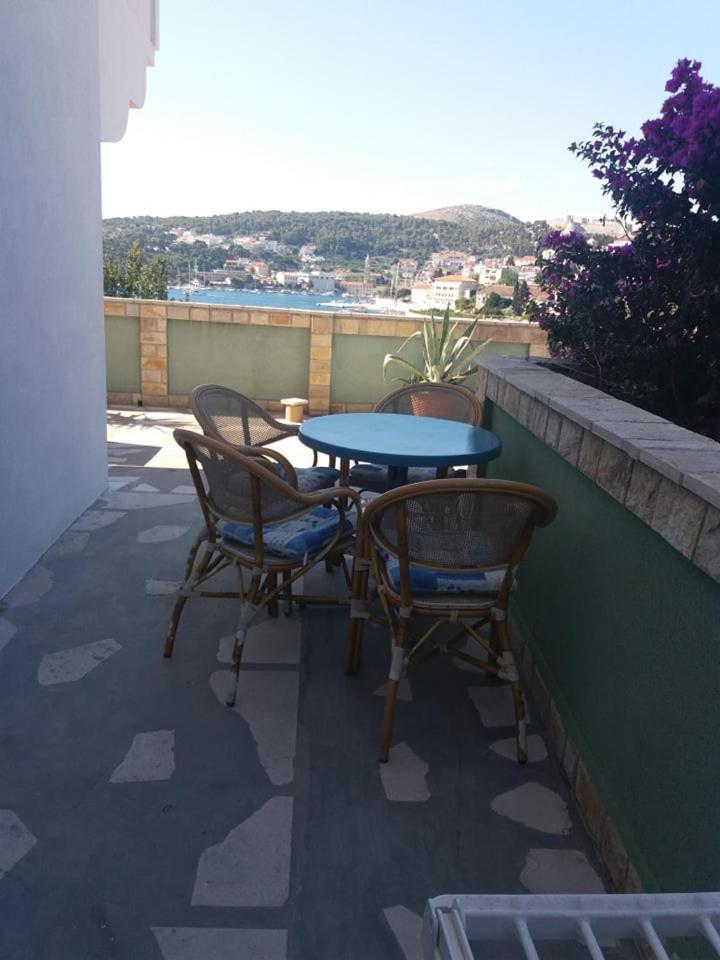 Sunset House With Seaview Apartment Hvar Town Bagian luar foto