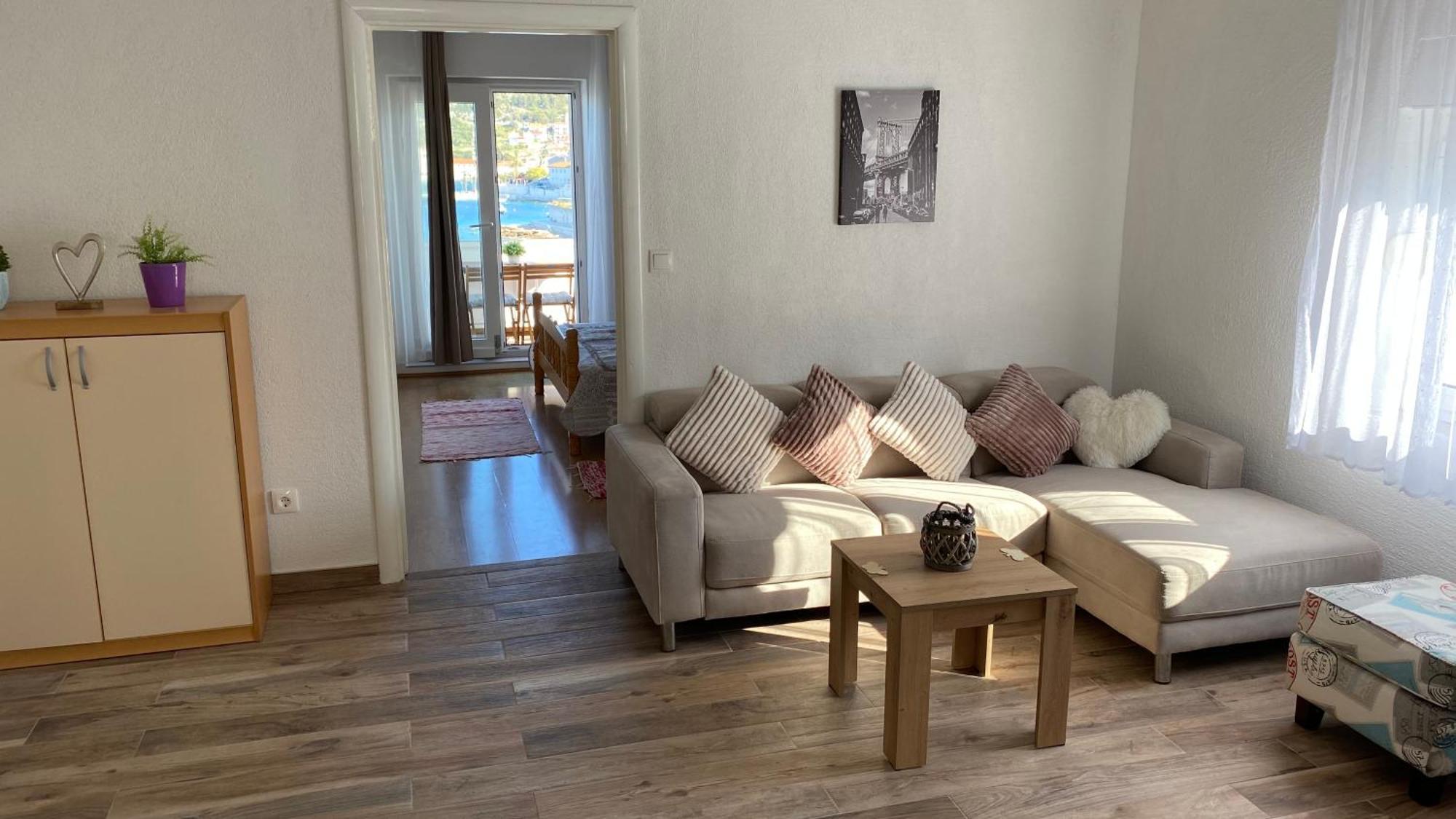 Sunset House With Seaview Apartment Hvar Town Bagian luar foto