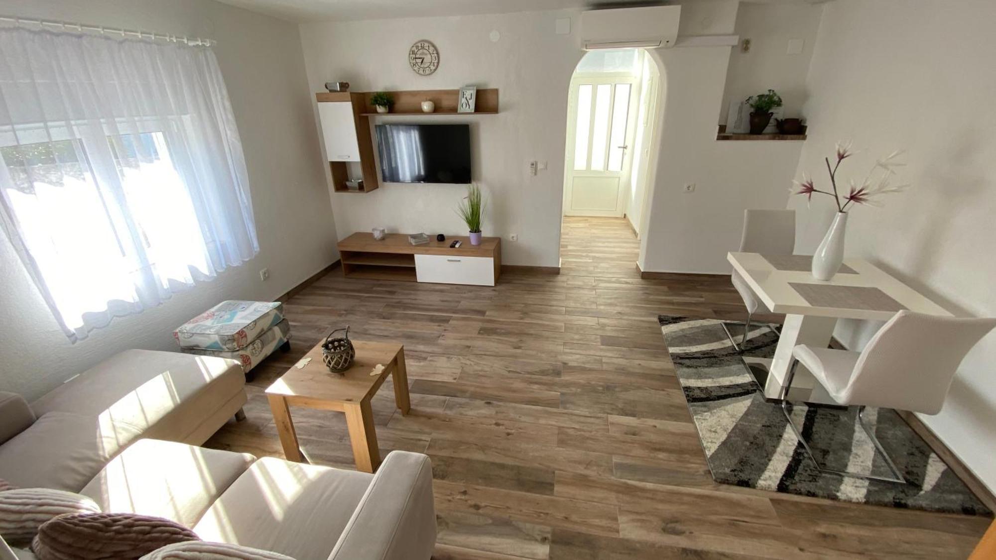 Sunset House With Seaview Apartment Hvar Town Bagian luar foto