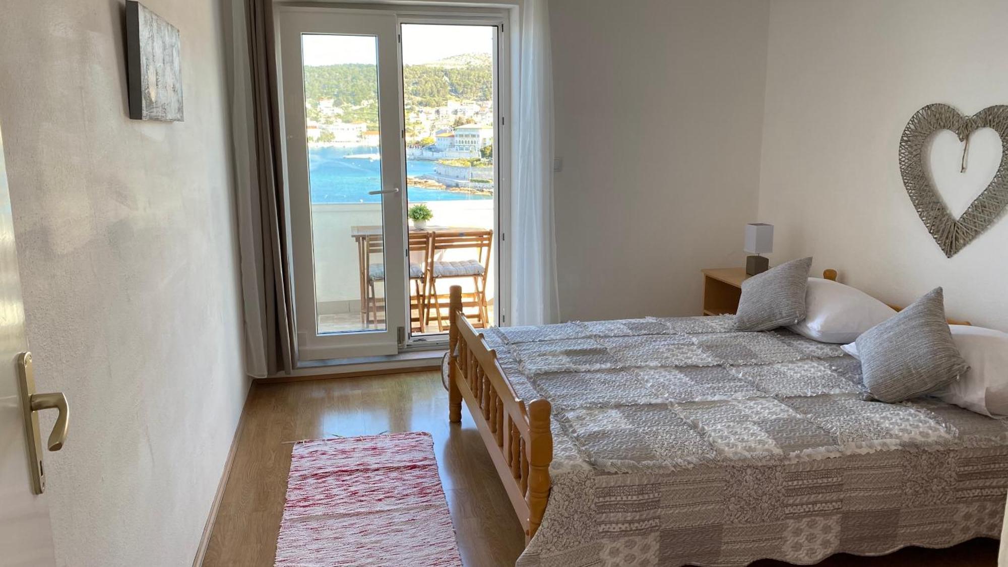 Sunset House With Seaview Apartment Hvar Town Bagian luar foto